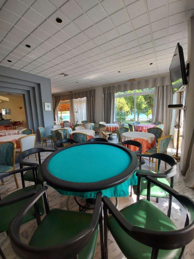 Batis Hotel Ливанатес Экстерьер фото