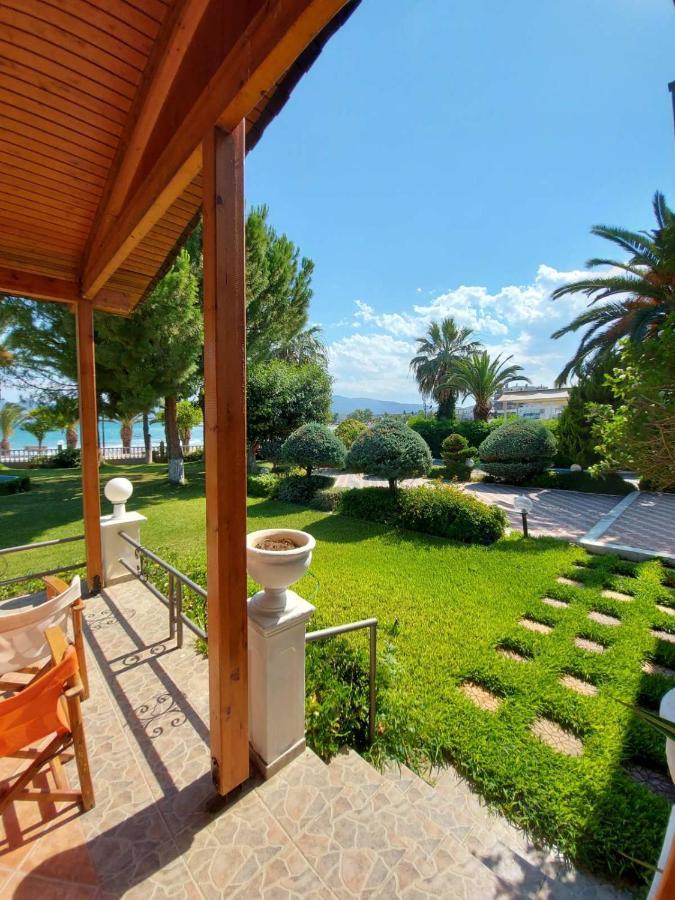 Batis Hotel Ливанатес Экстерьер фото